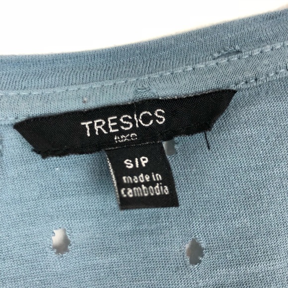 Tresics Distressed Baby Blue Short Sleeve Tee - Picture 4 of 4